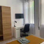 Alquilo 5 dormitorio apartamento de 40 m² en Valencia