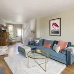 Rent 3 bedroom flat of 2200 m² in Bath