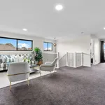 Rent 5 bedroom house in Calamvale