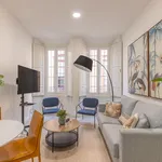 Rent 1 bedroom apartment of 581 m² in Málaga