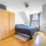 Pronajměte si 3 ložnic/e byt o rozloze 108 m² v Prague