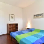 Rent a room of 95 m² in rome