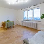 Pronajměte si 3 ložnic/e byt o rozloze 57 m² v Praha