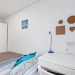 Rent 5 bedroom apartment in Valencia