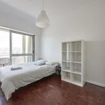 Rent a room in lisbon