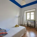 Rent 11 bedroom apartment in Lisbon