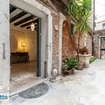 Rent 4 bedroom apartment of 150 m² in Venice