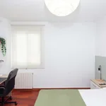 Rent a room of 127 m² in Valencia