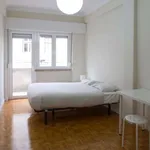 Rent a room in lisbon