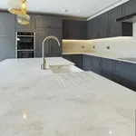 Rent 5 bedroom apartment in London