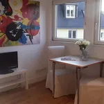 Miete 3 Schlafzimmer wohnung von 45 m² in Frankfurt am Main