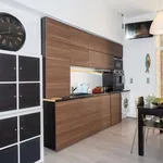 Rent a room of 120 m² in lisbon