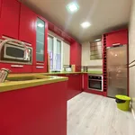 Rent 4 bedroom apartment of 75 m² in Madrid