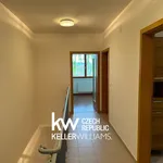 Pronajměte si 1 ložnic/e dům o rozloze 207 m² v Beroun