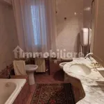 Rent 5 bedroom apartment of 150 m² in Siena