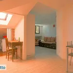 Rent 6 bedroom house of 580 m² in Rome