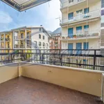 Rent 1 bedroom apartment of 65 m² in Como