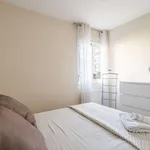 Rent 2 bedroom apartment of 66 m² in madrid