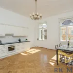 Pronajměte si 2 ložnic/e byt o rozloze 84 m² v Praha