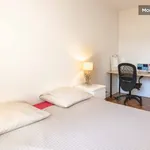 Rent 2 bedroom apartment of 75 m² in Paris