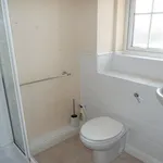 Rent 3 bedroom flat in South East England