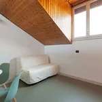 Rent 1 bedroom apartment of 25 m² in Milan