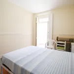 Rent 4 bedroom apartment in Lisbon