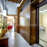 Rent 1 bedroom apartment of 59 m² in Florence