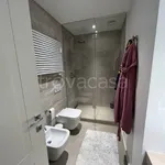 Rent 4 bedroom apartment of 110 m² in Genova