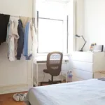 Rent a room in lisbon