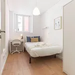 Rent 4 bedroom apartment in Lisbon