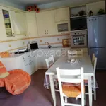 Rent 3 bedroom house of 90 m² in Campomarino