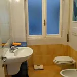 Rent 3 bedroom apartment of 95 m² in Rome