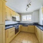 Rent 2 bedroom apartment in Bromley