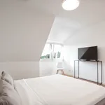 Miete 3 Schlafzimmer wohnung von 90 m² in Düsseldorf