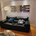 Rent 2 bedroom apartment of 990 m² in London