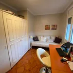 Rent 4 bedroom apartment in Barcelona