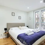 Appartement de 65 m² avec 3 chambre(s) en location à Paris