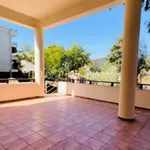 Rent 3 bedroom apartment of 140 m² in Νησί