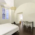 Rent 2 bedroom apartment in genoa