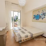 Rent 4 bedroom apartment of 70 m² in Genoa