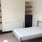 Rent 5 bedroom flat in Wales