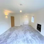 Rent 6 bedroom house in Salford