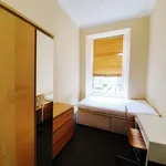 Rent 4 bedroom flat in Edinburgh  City Centre