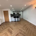 Rent 2 bedroom flat in West Midlands