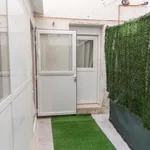 Rent 7 bedroom apartment in Madrid