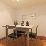 Rent 1 bedroom apartment in Lisbon