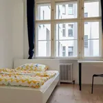 Rent a room of 155 m² in berlin