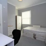 Rent 4 bedroom house in West Midlands