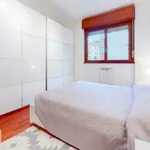 Rent 3 bedroom apartment of 77 m² in Milan